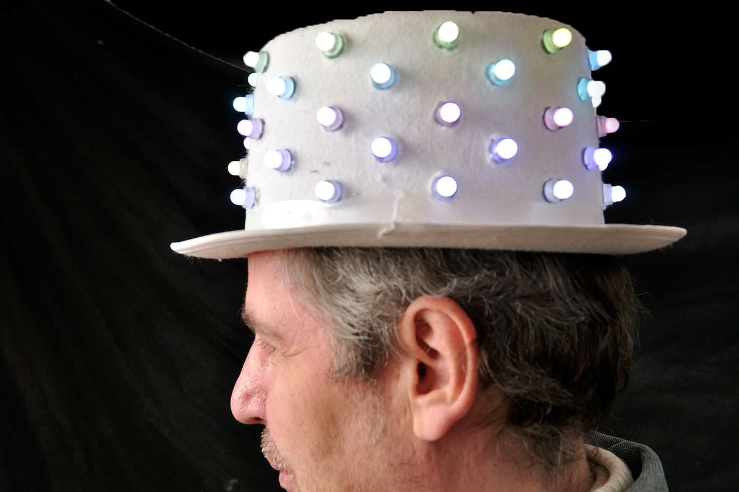 LED Hat Stefan side