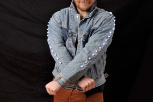 LED Jacket Jussi front
