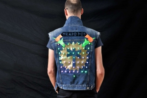 LED Jacket Marc back total