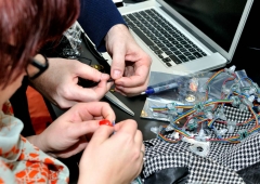 LED Jacket workshop Fab Lab Berlin sewing